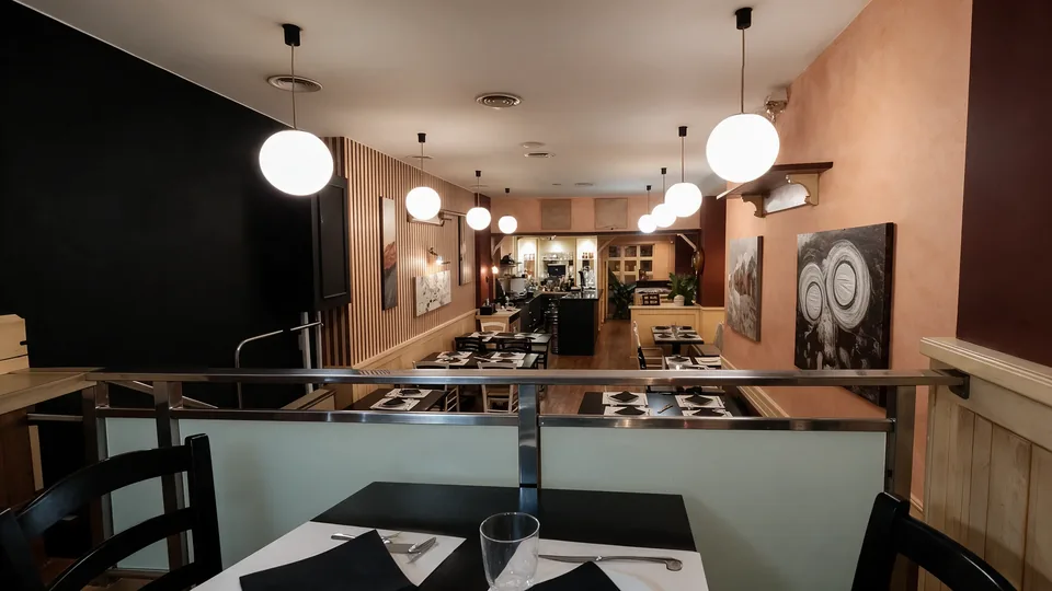 Interior de Pizzería San Luis Caballeros en Castellón